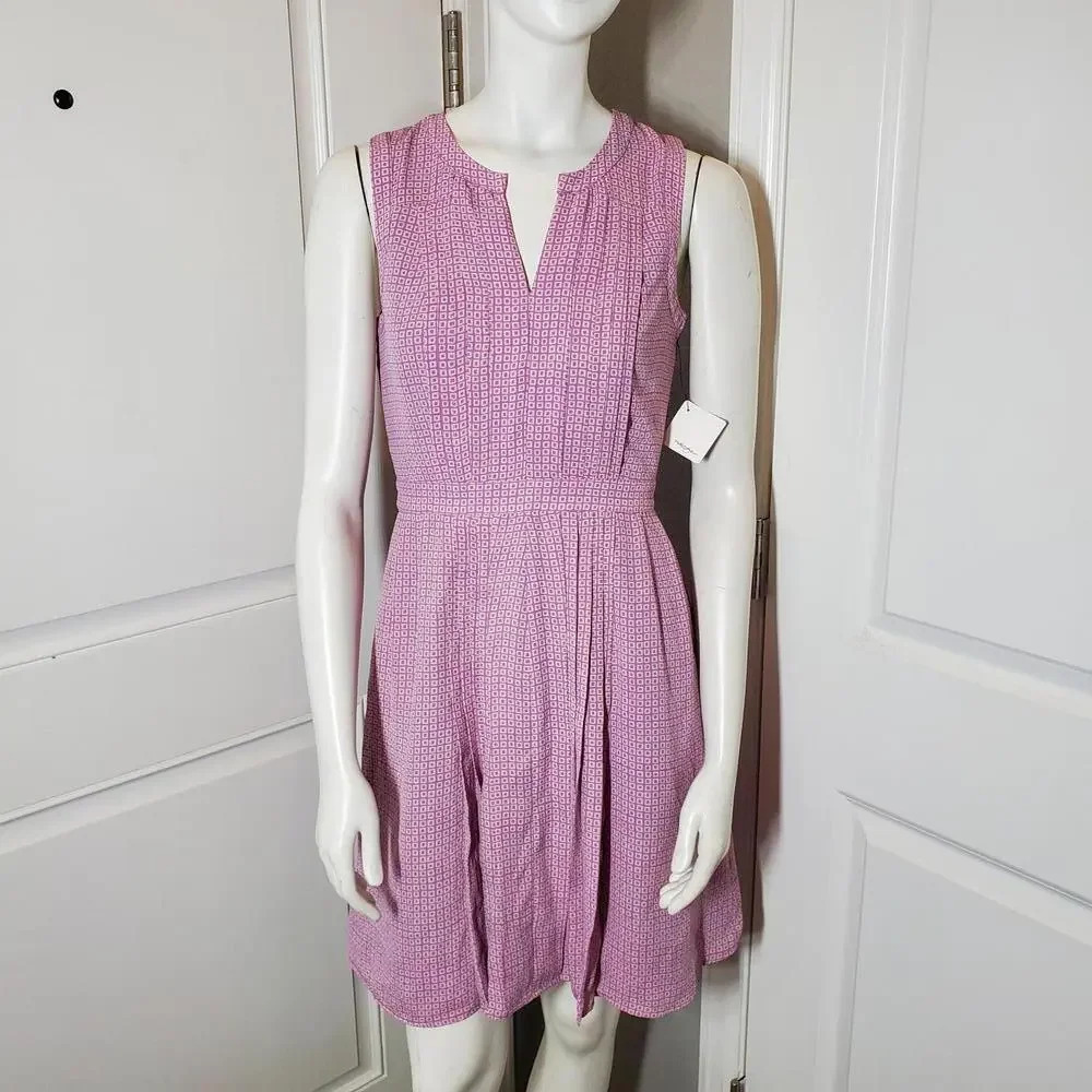 NWT Nordstrom Halogen Purple and Tan Patterned Women's Dress V-Neck Size 0